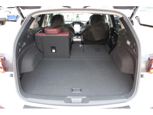 レヴォーグ ＳＴＩスポーツＲ　ＥＸ　１オーナー車　スバルらしい１台です！　２年間走行距離無制限保証付き　アイサイトＸ　１オーナー車　１１．６インチインフォメーションディスプレイ　ドライブレコーダー　フロントサイドバックカメラ　ＳＴＩパーツ多数装着あり（46枚目）