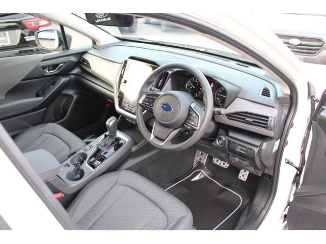 クロストレック リミテッド　社用車　１オーナー車　ＦＷＤ　ルーフレール装着車　２年間走行距離無制限保証付き　新世代アイサイト　１オーナー車　元社用車　１１．６インチインフォメーションディスプレイ　ＥＴＣ２．０　フロントサイドバックカメラ　ルーフレール（15枚目）