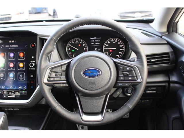 クロストレック リミテッド 1オーナー車 STIセンターマフラー! 2年間走行距離無制限保証付き 新世代アイサイト 1オーナー車 全車速追従機能付きクルーズコントロール 11.6インチインフォメーションディスプレイフロントサイドバックカメラ 前後ドラレコ(14枚目)