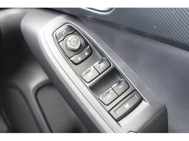 クロストレック リミテッド 1オーナー車 STIセンターマフラー! 2年間走行距離無制限保証付き 新世代アイサイト 1オーナー車 全車速追従機能付きクルーズコントロール 11.6インチインフォメーションディスプレイフロントサイドバックカメラ 前後ドラレコ(32枚目)