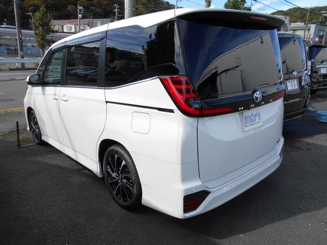 ノア ハイブリッドS-Z リアフリップダウンモニター(4枚目)