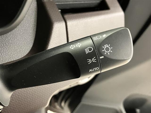 ルーミー X S エアバック 左パワースライド インテリキー パワーウィンドウ 記録簿付き アイドリングS バックカメラ ETC 横滑防止装置 マニュアルエアコン イモビライザー ワンセグTV AUX ダブルエアバッグ(16枚目)