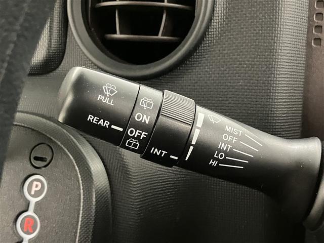 スペイド F 衝突被害軽減ブレーキ Bluetooth接続SDナビ バックカメラ アイドリングストップ 左側パワースライドドアー スマートキー ETC 横滑り防止システム AUX端子 盗難防止装置 ウォークスルー(16枚目)