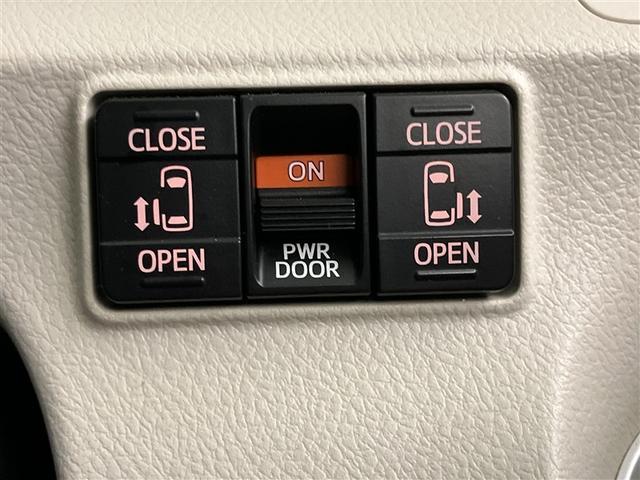 シエンタ G Bluetooth接続SDナビ 両側電動スライドドア バックカメラ スマートキープッシュスタート アイドリングS 1オ-ナ- ワンセグテレビ フルオートエアコン ETC キーフリーシステム ABS(2枚目)