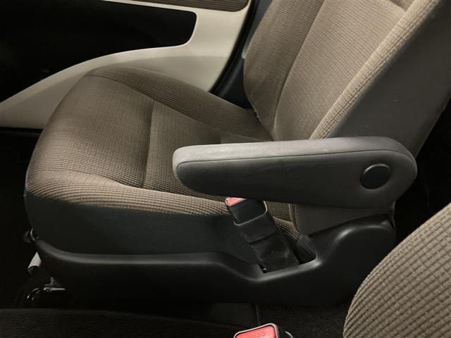 シエンタ G Bluetooth接続SDナビ 両側電動スライドドア バックカメラ スマートキープッシュスタート アイドリングS 1オ-ナ- ワンセグテレビ フルオートエアコン ETC キーフリーシステム ABS(29枚目)