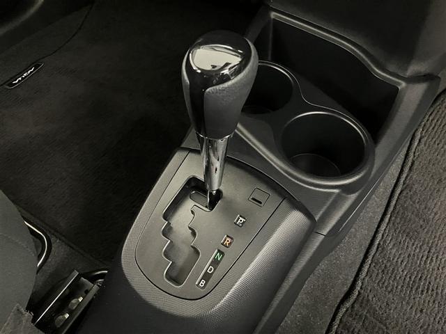 アクア Sスタイルブラック AUX端子 記録簿あり バックモニタ- ナビTV イモビライザー LEDライト スマートキープッシュスタート 1オーナー ETC付き Wエアバッグ キーフリ メモリーナビゲーション ドラレコ付き PS(24枚目)