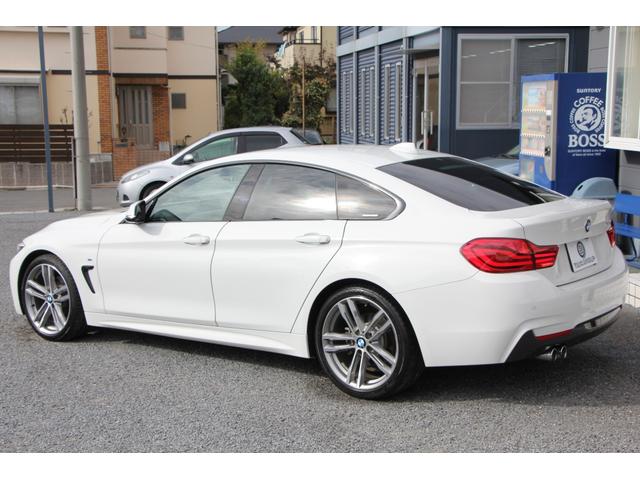 4シリーズ 420iグランクーペ Mスポーツ 後期モデル フェイスリフト後 シートヒーター LEDヘッドライト&テール 液晶メーター 追従ACC レーンチェンジ警告 オプション19AW タッチ画面HDDナビ 地デジTV 専用エアロ 2年保証(26枚目)