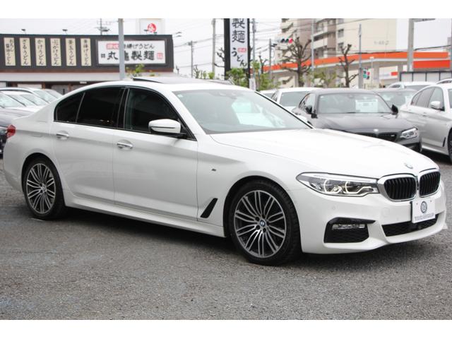 5シリーズ 523i Mスポーツ ハイラインパッケージ イノベーションP サンルーフ 全席ヒーター黒革 HUD ワイヤレス充電 ジェスチャーC 追従ACC LEDヘッドライト オートハイビーム 360度カメラ ディスプレイキー 電動トランク 2年保証(33枚目)