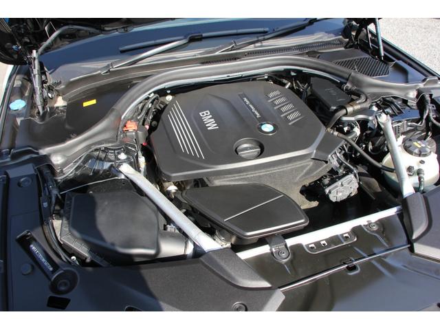 5シリーズ 523d エディション ミッション:インポッシブル 特別仕様車 ハーマンカードンサラウンド HUD ブラック19AW LEDヘッドライト オートハイビーム 液晶メーター 追従ACC ステアリングサポート タッチ画面HDDナビ 360度カメラ 2年保証(15枚目)