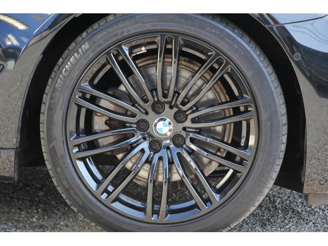 5シリーズ 523d エディション ミッション:インポッシブル 特別仕様車 ハーマンカードンサラウンド HUD ブラック19AW LEDヘッドライト オートハイビーム 液晶メーター 追従ACC ステアリングサポート タッチ画面HDDナビ 360度カメラ 2年保証(21枚目)