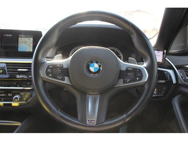 5シリーズ 523d エディション ミッション:インポッシブル 特別仕様車 ハーマンカードンサラウンド HUD ブラック19AW LEDヘッドライト オートハイビーム 液晶メーター 追従ACC ステアリングサポート タッチ画面HDDナビ 360度カメラ 2年保証(46枚目)