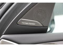 イノベーションパッケージ装備！Ｈａｒｍａｎ／Ｋａｒｄｏｎサラウンドサウンドシステム！高音質をお楽しみいただけます。 6