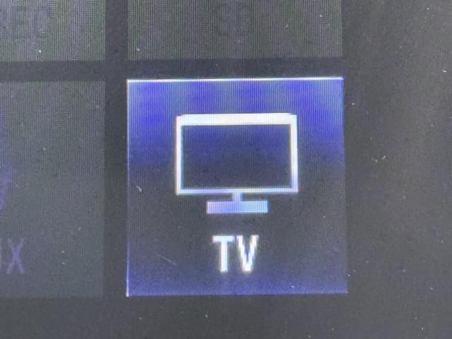 カムリ ＷＳレザーパッケージ　ワンオーナ　本革シ　地デジＴＶ　クルーズコントロール　記録簿有　アルミホイール　スマートキープッシュスタート　ナビ・ＴＶ　サイドカーテンエアバック　ＥＴＣ付き　パワーシート　ＤＶＤ　デュアルエアバッグ（7枚目）