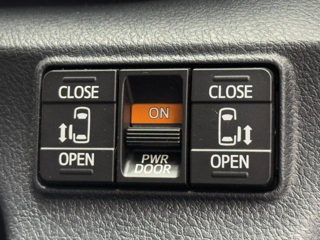 シエンタ Ｇ　ナビ・ＴＶ　スマートキープッシュスタート　アイドリングＳ　リアカメラ　地デジフルセグ　定期点検記録簿　フルオートエアコン　パワーウィンド　ＥＴＣ　運転席エアバック　パワステ　キーフリーシステム　ＡＢＳ（13枚目）