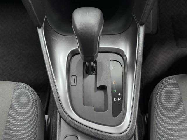 ヤリスクロス G ETC装備 リヤカメラ 点検記録簿 スマートエントリー イモビライザー オートエアコン アルミホイール キーレス パワーウィンドウ クルコン ABS ドライブレコーダー エアバッグ パワーステアリング(13枚目)