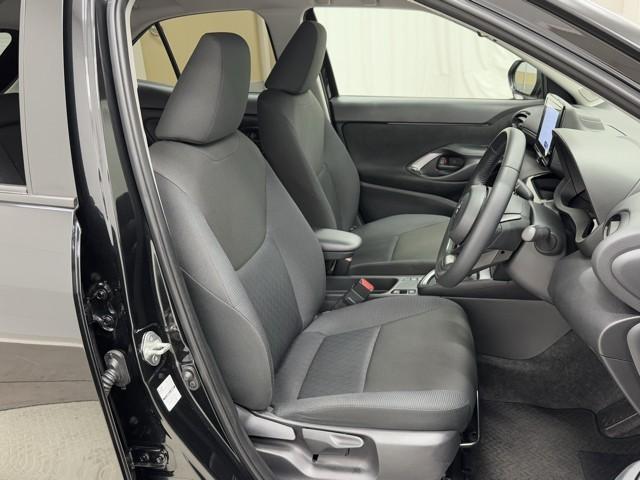 ヤリスクロス G ETC装備 リヤカメラ 点検記録簿 スマートエントリー イモビライザー オートエアコン アルミホイール キーレス パワーウィンドウ クルコン ABS ドライブレコーダー エアバッグ パワーステアリング(15枚目)