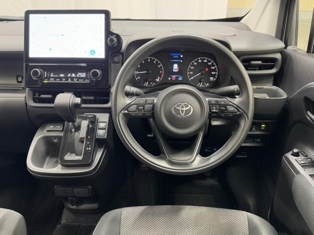 シエンタ Ｇ　クルーズＣ　盗難防止システム　試乗車　Ｗ電動ドア　ＬＥＤ　バックガイドモニター　ドライブレコーダー　フルセグＴＶ　ＡＡＣ　ＥＴＣ車載器　ＰＳ　エアＢ　ＰＷ　３列シート　キーフリー　ウォークスルー（4枚目）