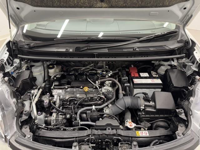 シエンタ Ｇ　クルーズＣ　盗難防止システム　試乗車　Ｗ電動ドア　ＬＥＤ　バックガイドモニター　ドライブレコーダー　フルセグＴＶ　ＡＡＣ　ＥＴＣ車載器　ＰＳ　エアＢ　ＰＷ　３列シート　キーフリー　ウォークスルー（18枚目）