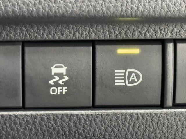 ハリアー G 衝突回避ブレーキ AUX接続 セキュリティーアラーム AAC バックモニタ- 記録簿有 1オーナ 横滑防止装置 LEDランプ スマキー キーフリー AW ETC車載器 PS パワーウインドウ TV(9枚目)