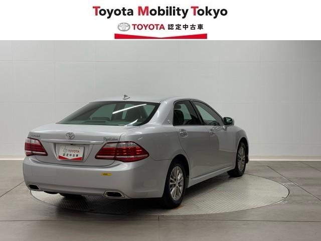 クラウン ロイヤルサルーン フルセグ地デジTV ダブルエアバック スマートキー&プッシュスタート クルーズコントロール 電動シート オートエアコン キーフリーシステム ワンオーナー車 パワーウインド 記録簿 盗難防止装置 ABS(2枚目)