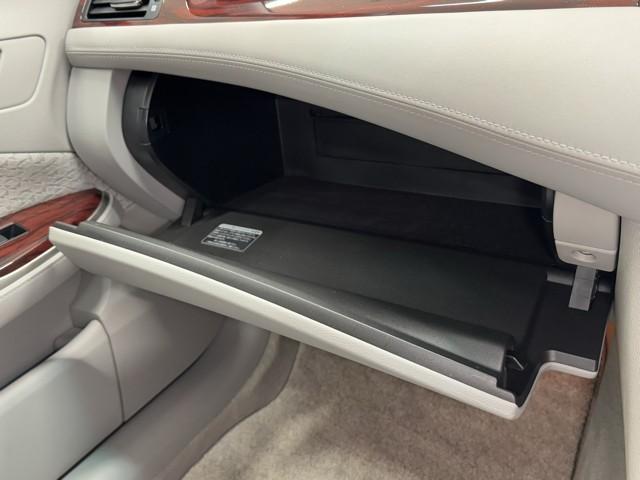 クラウン ロイヤルサルーン フルセグ地デジTV ダブルエアバック スマートキー&プッシュスタート クルーズコントロール 電動シート オートエアコン キーフリーシステム ワンオーナー車 パワーウインド 記録簿 盗難防止装置 ABS(10枚目)