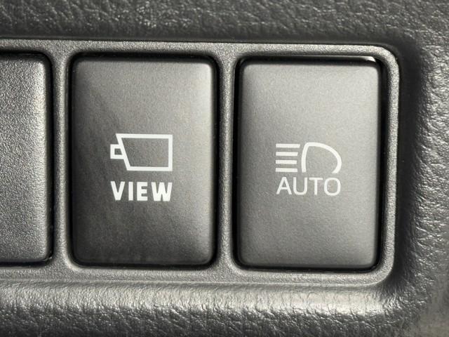 Ｃ－ＨＲ Ｇ　モード　ネロ　セーフティプラス　ＰＣＳ　点検記録簿　盗難防止　Ｒカメラ　ＬＥＤライト　アイドリングストップ　アルミ　クルーズＣ　エアバッグ　ＡＢＳ　ナビ　スマートキ－　ＥＴＣ車載器　キーフリー　オートエアコン　横滑り防止　ドラレコ（12枚目）