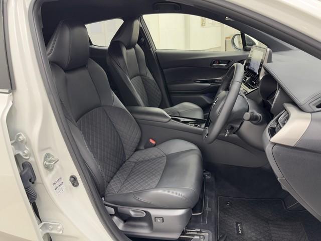 Ｃ－ＨＲ Ｇ　モード　ネロ　セーフティプラス　ＰＣＳ　点検記録簿　盗難防止　Ｒカメラ　ＬＥＤライト　アイドリングストップ　アルミ　クルーズＣ　エアバッグ　ＡＢＳ　ナビ　スマートキ－　ＥＴＣ車載器　キーフリー　オートエアコン　横滑り防止　ドラレコ（14枚目）