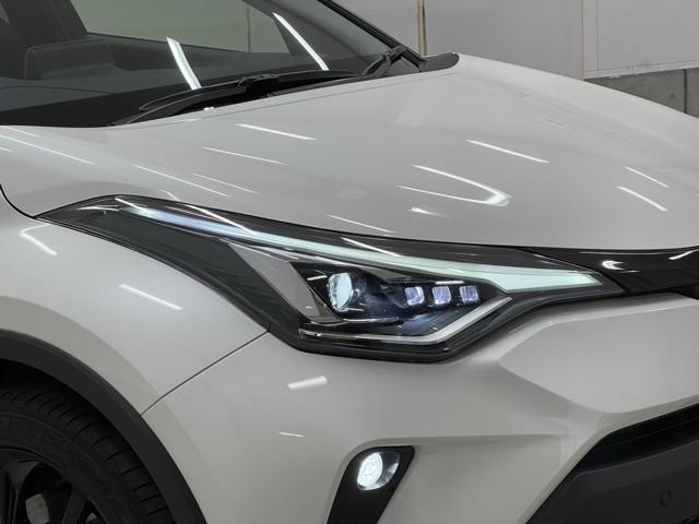 Ｃ－ＨＲ Ｇ　モード　ネロ　セーフティプラス　ＰＣＳ　点検記録簿　盗難防止　Ｒカメラ　ＬＥＤライト　アイドリングストップ　アルミ　クルーズＣ　エアバッグ　ＡＢＳ　ナビ　スマートキ－　ＥＴＣ車載器　キーフリー　オートエアコン　横滑り防止　ドラレコ（18枚目）