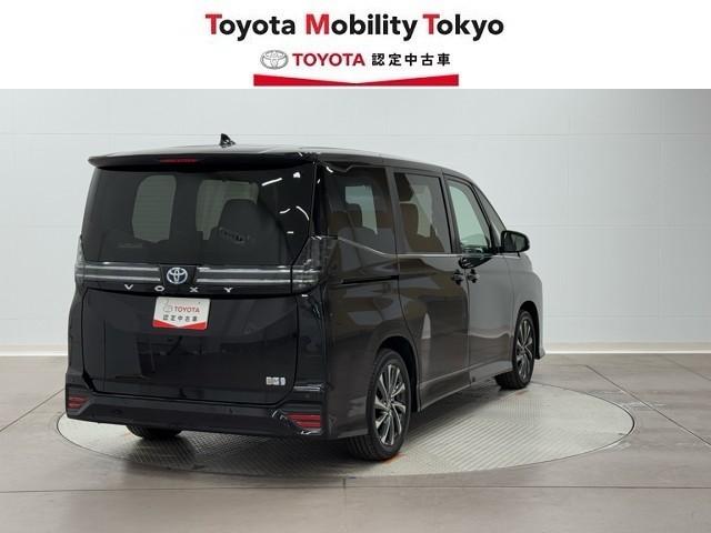 ヴォクシー ハイブリッドS-Z パワーウィンドウ DVD再生機能 インテリキー 横滑防止装置 地デジTV アクティブクルーズコントロール フルオートエアコン リアカメラ エアバッグ ABS 100V充電 ナビTV WAC キーレス(2枚目)