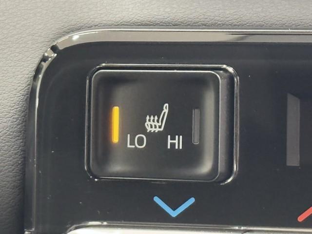 ヴォクシー ハイブリッドS-Z パワーウィンドウ DVD再生機能 インテリキー 横滑防止装置 地デジTV アクティブクルーズコントロール フルオートエアコン リアカメラ エアバッグ ABS 100V充電 ナビTV WAC キーレス(15枚目)