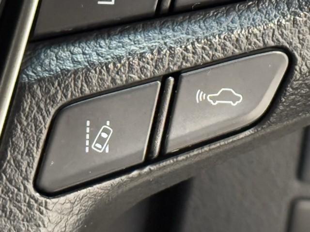 アルファード ２．５Ｓ　Ｃパッケージ　両電動ドア　Ｂモニタ　定期点検記録簿　ナビ　パノラマルーフ　リアオートエアコン　横滑り防止　クルコン　ＡＣ１００Ｖ電源　セキュリティ　ＥＴＣ車載器　ＬＥＤヘッドライト　スマートキー　エアコン　ＷエアＢ（11枚目）