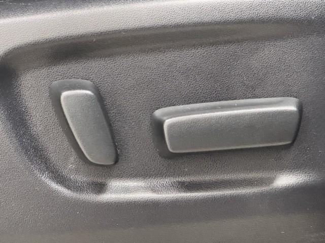 アルファード ２．５Ｓ　Ｃパッケージ　両電動ドア　Ｂモニタ　定期点検記録簿　ナビ　パノラマルーフ　リアオートエアコン　横滑り防止　クルコン　ＡＣ１００Ｖ電源　セキュリティ　ＥＴＣ車載器　ＬＥＤヘッドライト　スマートキー　エアコン　ＷエアＢ（16枚目）