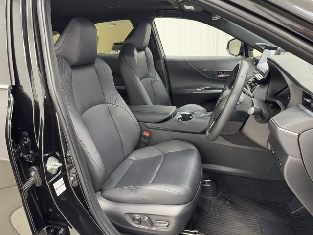 ハリアーハイブリッド Ｚ　レザーパッケージ　パノラマサンルーフ　地デジ　横滑防止　盗難防止システム　Ｂモニター　革　ＬＥＤライト　パワーウィンドウ　クルコン　スマートキ－　助手席エアバック　パワーシート　エアバッグ　点検記録簿　オートエアコン（15枚目）