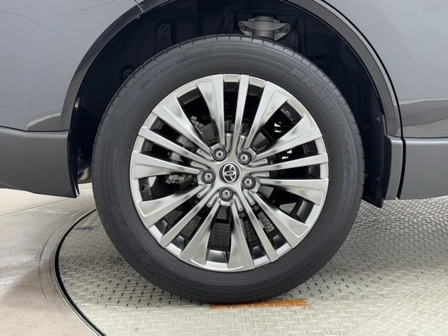 ハリアーハイブリッド Ｚ　レザーパッケージ　パノラマサンルーフ　地デジ　横滑防止　盗難防止システム　Ｂモニター　革　ＬＥＤライト　パワーウィンドウ　クルコン　スマートキ－　助手席エアバック　パワーシート　エアバッグ　点検記録簿　オートエアコン（19枚目）