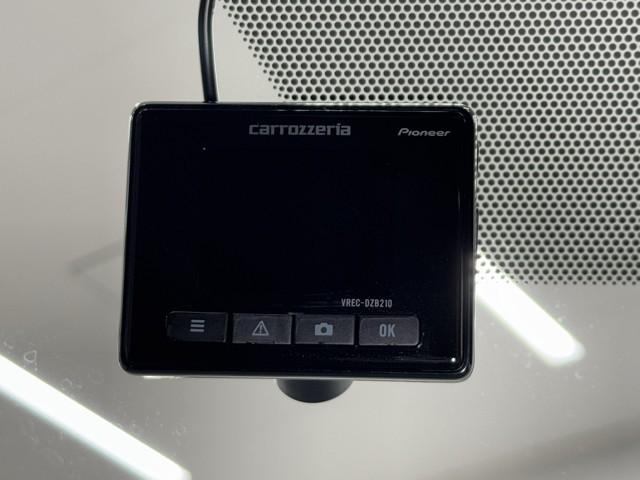 ヴォクシー ハイブリッドS-Z パワーウィンドウ DVD再生機能 インテリキー 横滑防止装置 地デジTV アクティブクルーズコントロール フルオートエアコン リアカメラ エアバッグ ABS 100V充電 ナビTV WAC キーレス(9枚目)