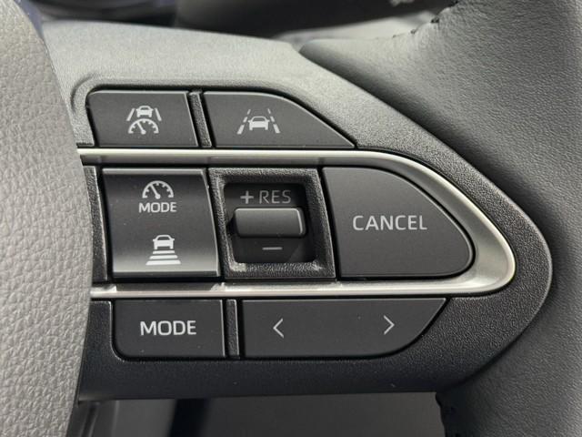 ヴォクシー ハイブリッドS-Z パワーウィンドウ DVD再生機能 インテリキー 横滑防止装置 地デジTV アクティブクルーズコントロール フルオートエアコン リアカメラ エアバッグ ABS 100V充電 ナビTV WAC キーレス(10枚目)