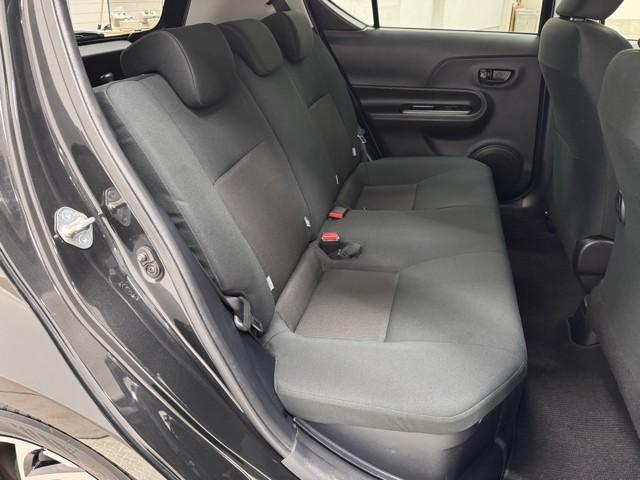 アクア Ｓスタイルブラック　ＡＵＸ端子　ＥＣＯモード　記録簿あり　バックモニタ－　地デジフルセグ　ナビＴＶ　イモビライザー　ＬＥＤライト　スマートキープッシュスタート　アルミホイール　ＥＴＣ付き　Ｗエアバッグ　キーフリ　ＡＢＳ（14枚目）