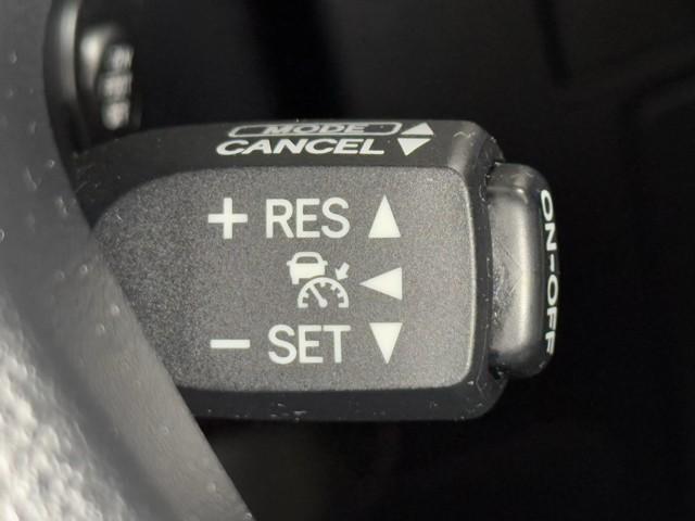 ヴェルファイアハイブリッド Ｖ　ＬＥＤライト　電動シート　クルーズコントロール　スマートキー　ＤＶＤ再生　４ＷＤ　ドラレコ　ナビ・ＴＶ　３列シート　盗難防止システム　エアバッグ　オートエアコン　メモリーナビ　アルミホイール　キーレス（11枚目）