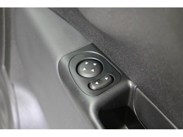 アバルト595C ツーリズモ ツーリズモ(4名) サンルーフ 黒革シート TFTメーター androidナビ バックカメラ ドライブレコーダー HIDヘッドライト ECU コーナーセンサー(21枚目)