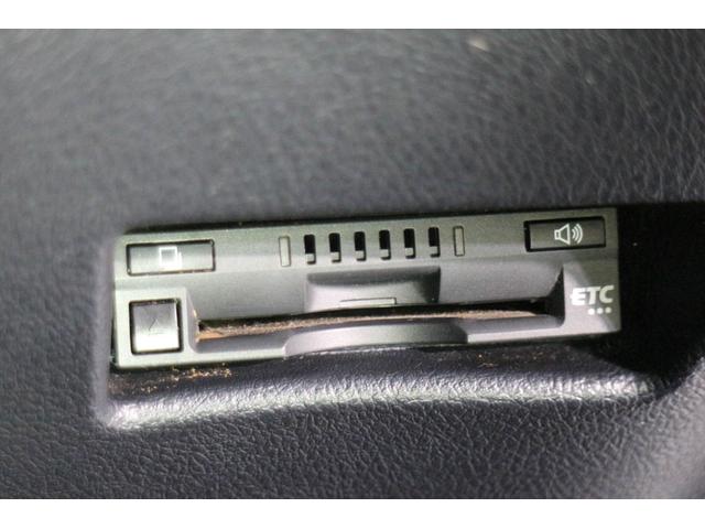 シエンタ Ｘ　ワンオーナー　純正ナビ　バックカメラ　パワースライドドア　スマートキー　ＥＴＣ　コーナーセンサー　アイドリングストップ　衝突被害軽減ブレーキ　電動格納ミラー（6枚目）