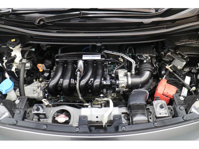 フリード Ｇ・ホンダセンシング　純正ナビ　バックカメラ　両側パワースライドドア　ＥＴＣ　フルセグＴＶ　ドライブレコーダー　Ｂｌｕｅｔｏｏｔｈ接続　コーナーセンサー　スマートキー　衝突被害軽減ブレーキ　ＤＶＤ再生　ＵＳＢ充電（30枚目）