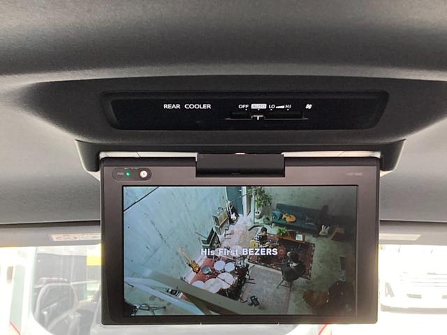 ノア Si ダブルバイビー 純正9インチナビ 後席モニター 両側パワースライドドア フルセグTV バックカメラ ETC LEDヘッドライト スマートキー 衝突被害軽減ブレーキ コーナーセンサー(6枚目)