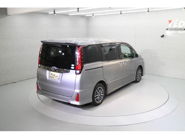 ノア Si ダブルバイビー 純正9インチナビ 後席モニター 両側パワースライドドア フルセグTV バックカメラ ETC LEDヘッドライト スマートキー 衝突被害軽減ブレーキ コーナーセンサー(13枚目)