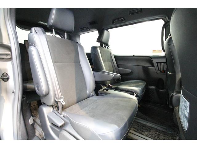 ノア Si ダブルバイビー 純正9インチナビ 後席モニター 両側パワースライドドア フルセグTV バックカメラ ETC LEDヘッドライト スマートキー 衝突被害軽減ブレーキ コーナーセンサー(44枚目)