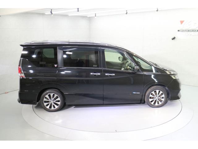 セレナ ハイウェイスター　プロパイロットエディション　純正９インチナビ＆後席モニター　両側パワースライドドア　ＥＴＣ　ＬＥＤヘッドライト　スマートキー　前後ドラレコ　コーナーセンサー　アイドリングストップ　フルセグＴＶ　Ｂｌｕｅｔｏｏｔｈ接続（14枚目）