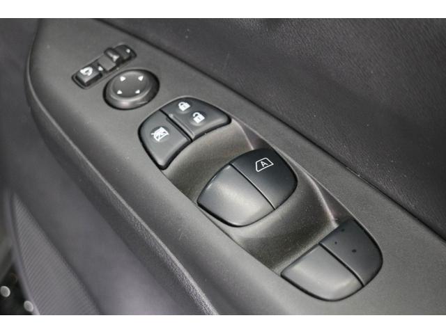 セレナ ハイウェイスター　プロパイロットエディション　純正９インチナビ＆後席モニター　両側パワースライドドア　ＥＴＣ　ＬＥＤヘッドライト　スマートキー　前後ドラレコ　コーナーセンサー　アイドリングストップ　フルセグＴＶ　Ｂｌｕｅｔｏｏｔｈ接続（22枚目）