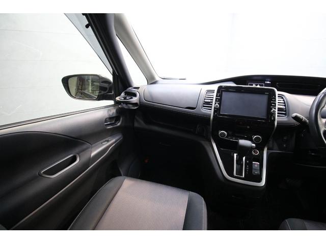 セレナ ハイウェイスター　プロパイロットエディション　純正９インチナビ＆後席モニター　両側パワースライドドア　ＥＴＣ　ＬＥＤヘッドライト　スマートキー　前後ドラレコ　コーナーセンサー　アイドリングストップ　フルセグＴＶ　Ｂｌｕｅｔｏｏｔｈ接続（60枚目）