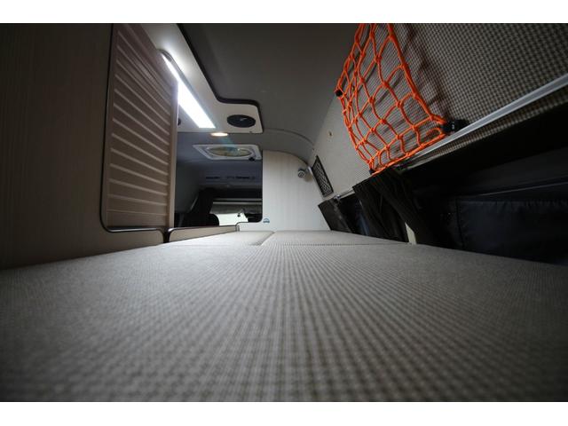 ハイエースバン ロングDX GLパッケージ OMC製narrow銀河 ルーフベント エアヒーター 走行充電器 TRDフロントスポイラー フレックス製スタビライザー&ショックアブソーバー マッドフラップ FFヒーター サブバッテリー2個(69枚目)