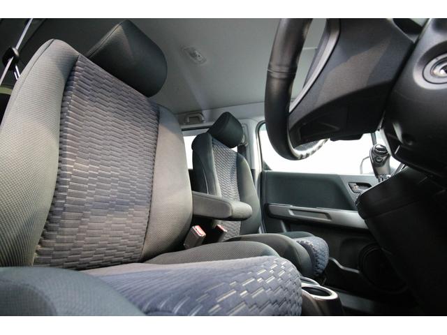 クロスロード ２０Ｘ　プレミアスタイルパッケージ　ＭＯＰナビ　バックカメラ　ＨＩＤヘッドライト　ディーラー記録簿　電動格納ミラー　オートライト　純正１７インチＡＷ（34枚目）