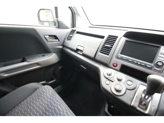 クロスロード ２０Ｘ　プレミアスタイルパッケージ　ＭＯＰナビ　バックカメラ　ＨＩＤヘッドライト　ディーラー記録簿　電動格納ミラー　オートライト　純正１７インチＡＷ（35枚目）